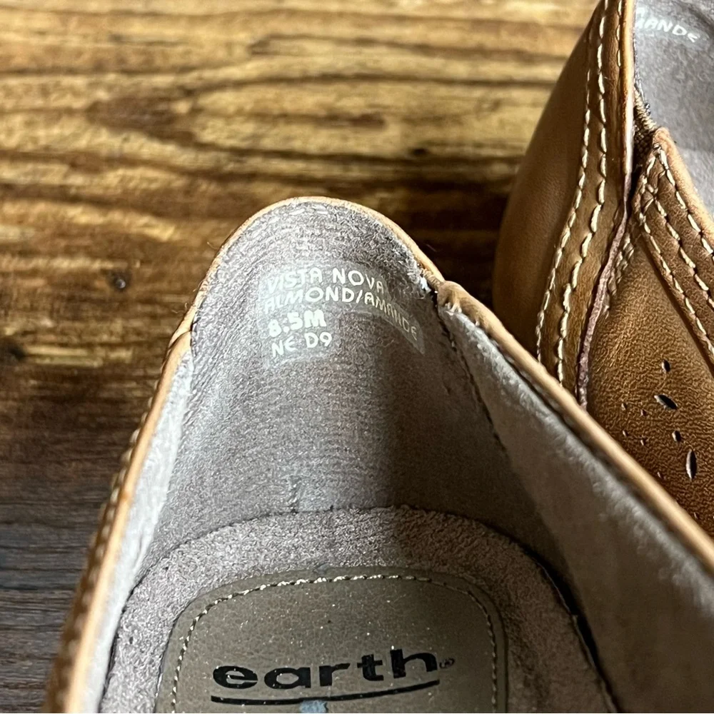 Earth Brown Leather‎ Ballet Flats slip on cut out casual shoes women's 8.5 - Picture 9 of 13